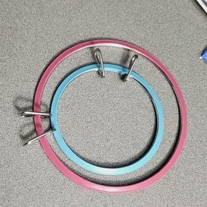 Round Metal Tension Embroidery Hoops (5" and 7")